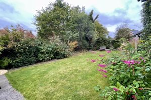 Photo 27- click for photo gallery